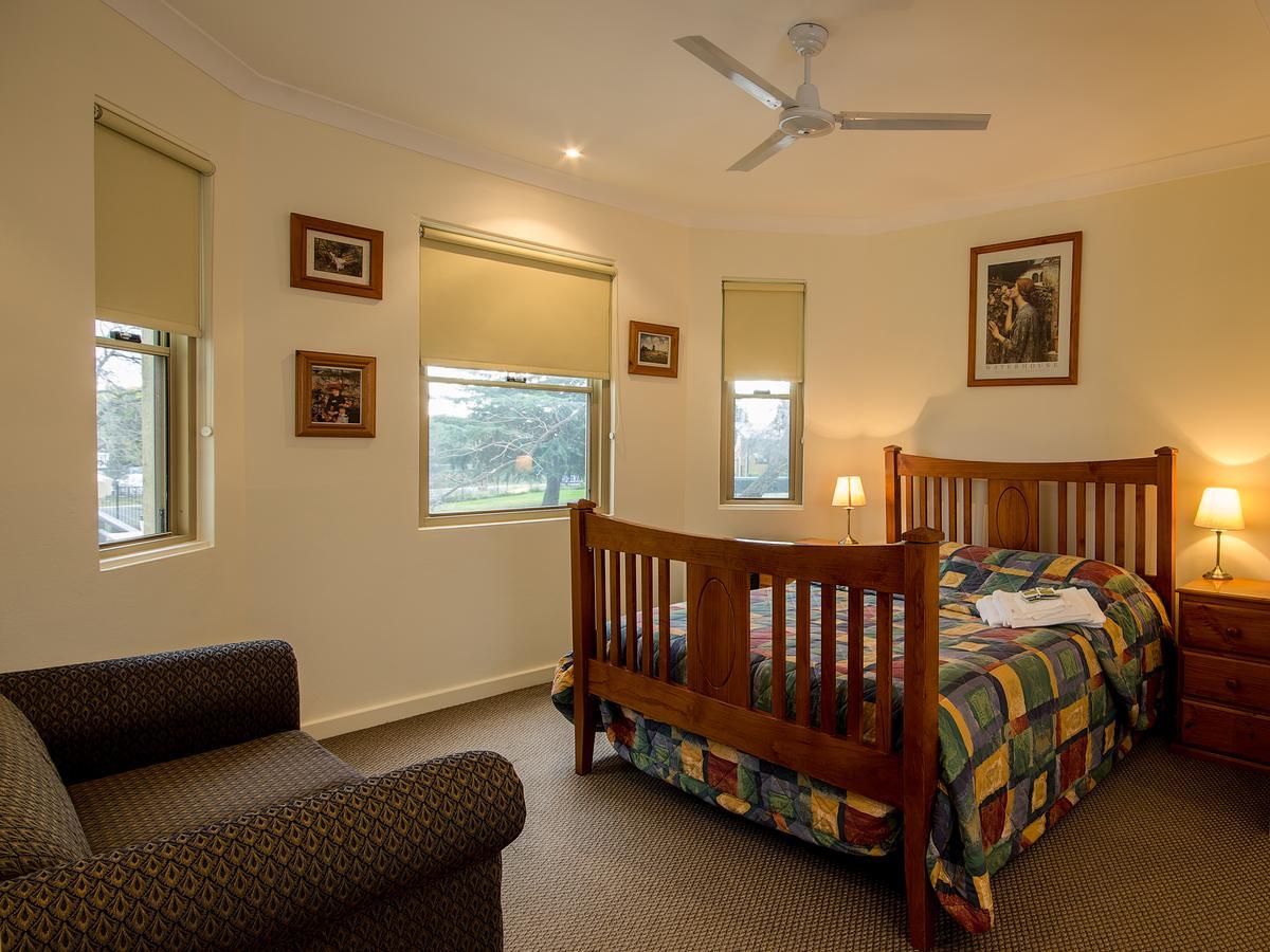 Royal Hotel Springwood Luaran gambar